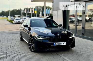 Седан BMW 5 Series 2022 в Львове