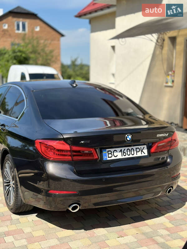 Седан BMW 5 Series 2017 в Львове фото 5 Седан BMW 5 Series 2017 в Львове