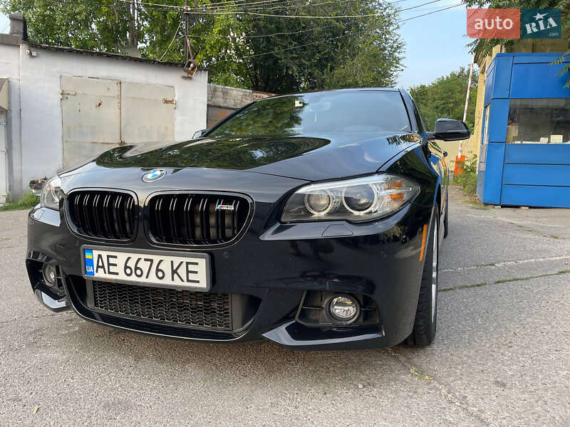 Седан BMW 5 Series 2014 в Днепре