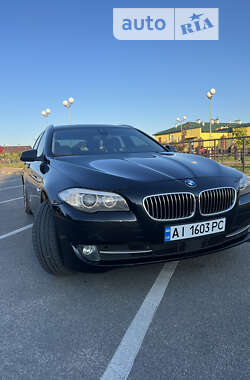 Универсал BMW 5 Series 2012 в Новых Петровцах