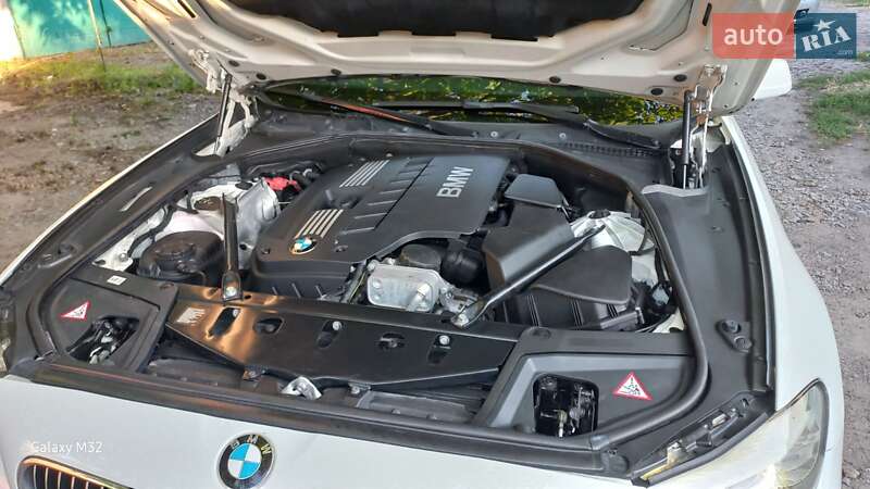 Седан BMW 5 Series 2012 в Павлограде