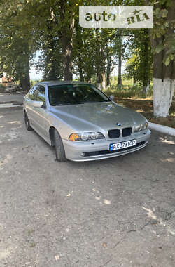 Седан BMW 5 Series 1999 в Богодухове