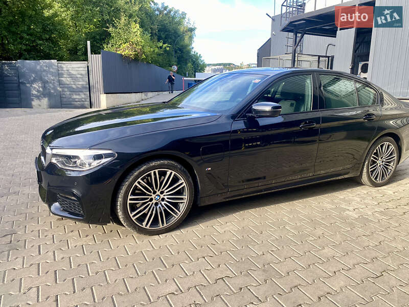 Седан BMW 5 Series 2019 в Ужгороде