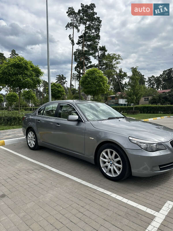 Седан BMW 5 Series 2007 в Киеве