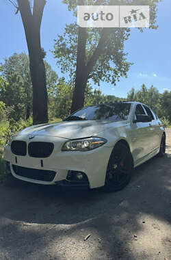 Седан BMW 5 Series 2014 в Виннице