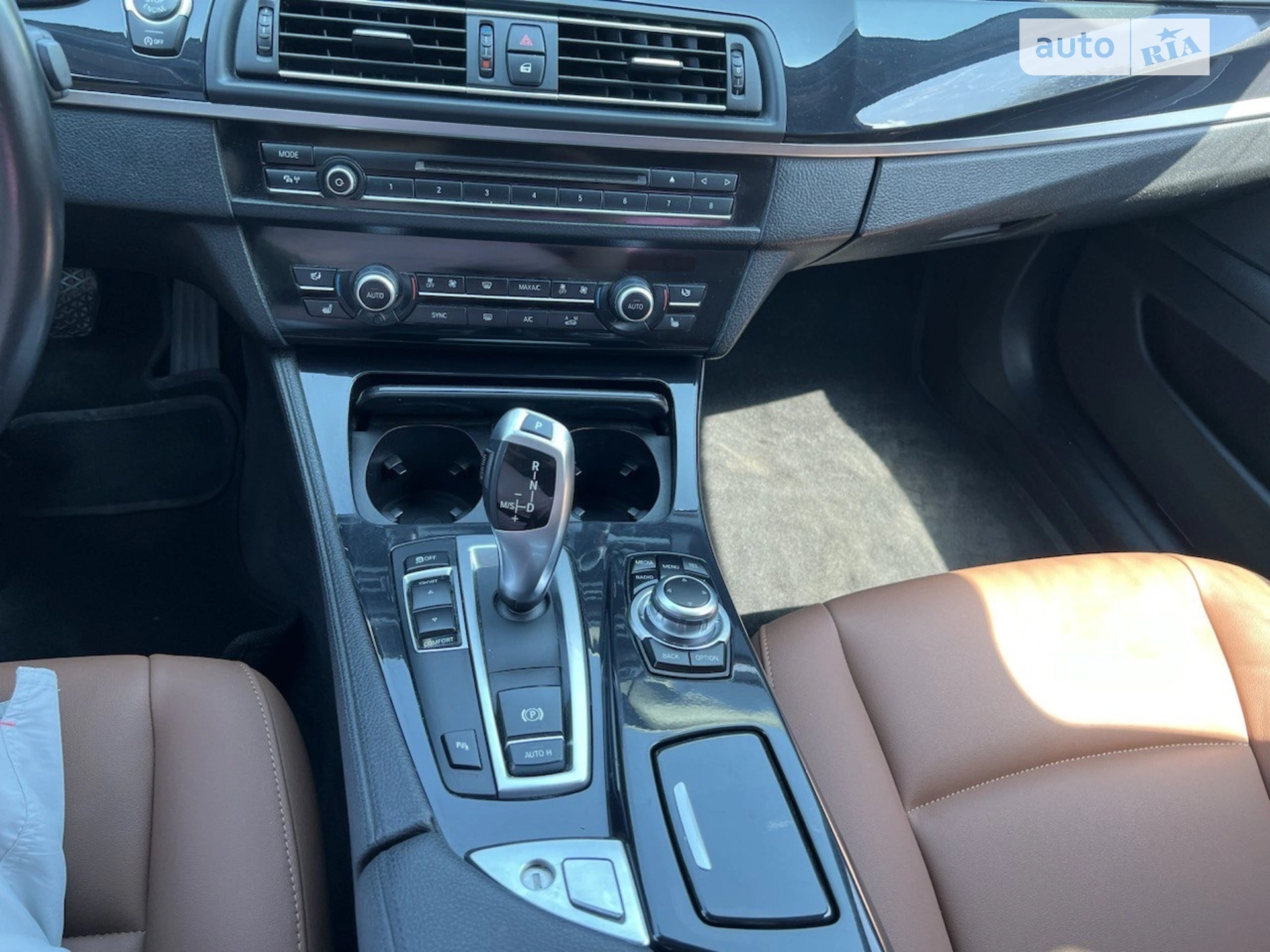 2016 BMW 5er - мініатюра 12
