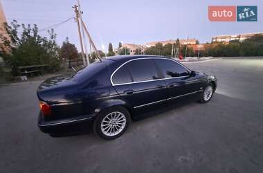 Седан BMW 5 Series 2000 в Снигиревке