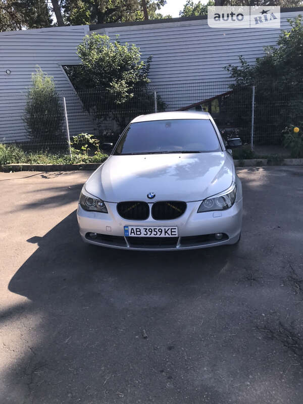 Седан BMW 5 Series 2006 в Виннице
