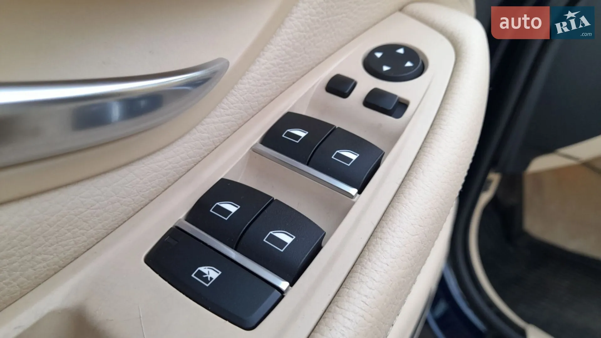 2013 BMW 5er - мініатюра 22