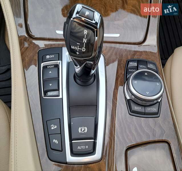 Седан BMW 5 Series 2013 в Мукачево