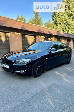 Седан BMW 5 Series 2012 в Смілі