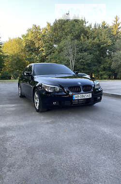 Седан BMW 5 Series 2004 в Вінниці