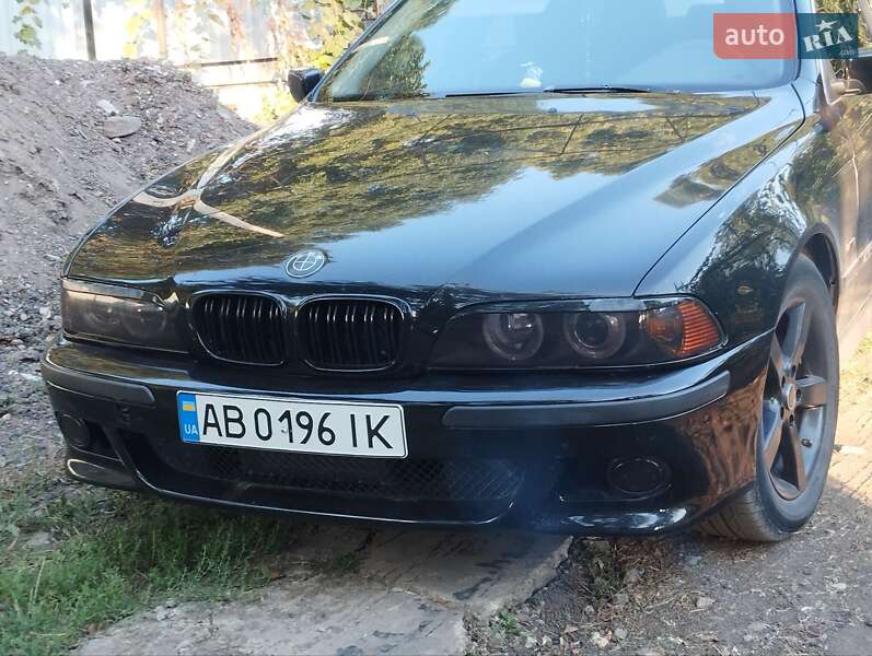 Седан BMW 5 Series 2001 в Кодыме