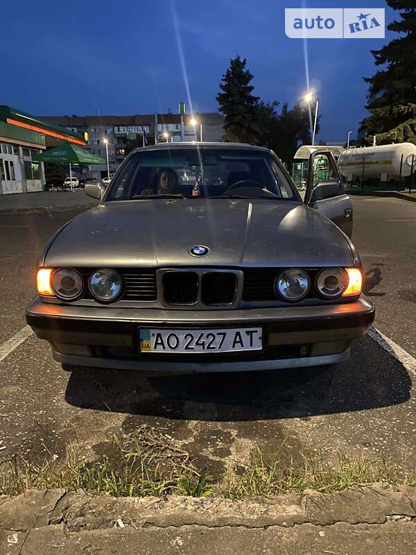 BMW 5 Series 1990