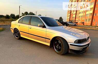 Седан BMW 5 Series 1997 в Харкові