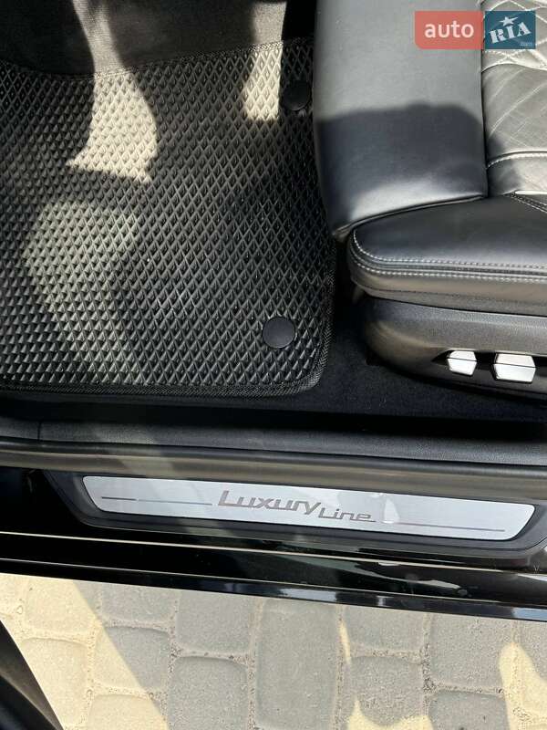 Седан BMW 5 Series 2017 в Кременчуге