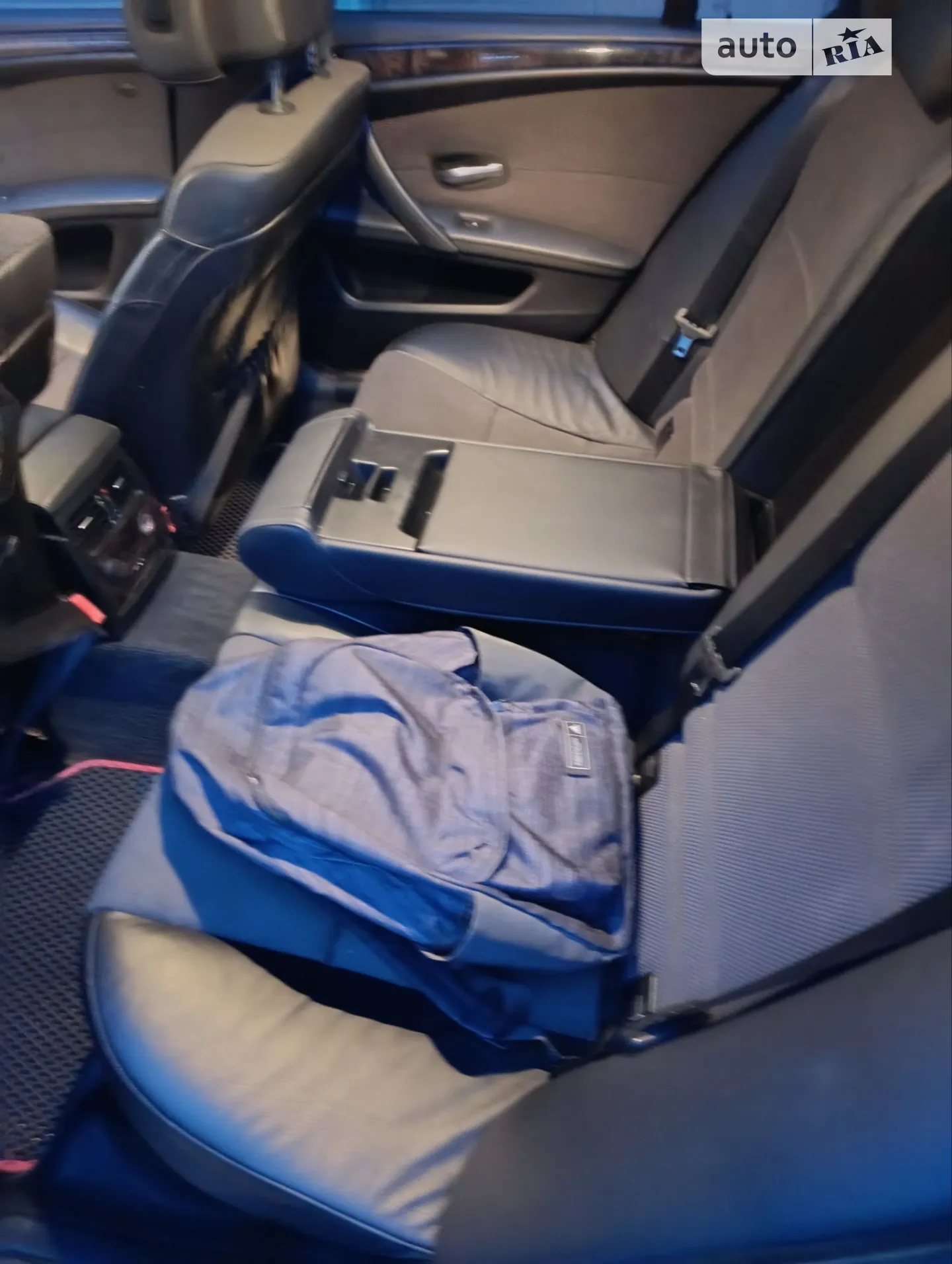 2010 BMW 5er - мініатюра 24