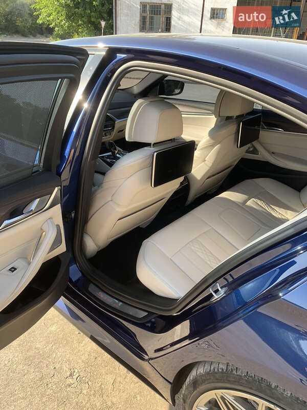 Седан BMW 5 Series 2017 в Запорожье фото 14 Седан BMW 5 Series 2017 в Запорожье