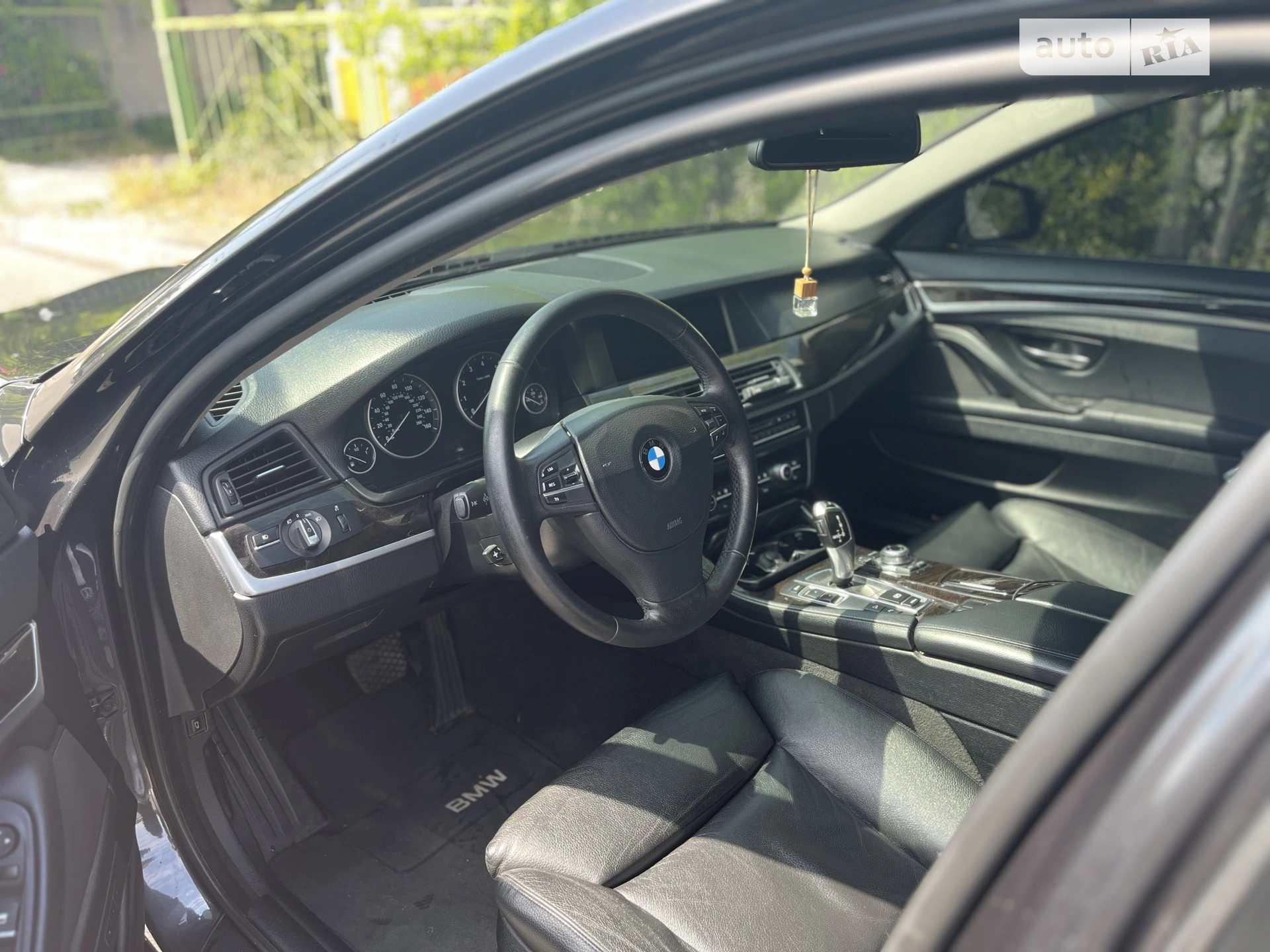 2011 BMW 5er - мініатюра 8