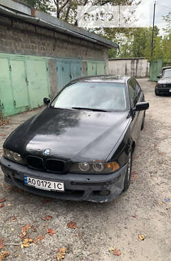 Седан BMW 5 Series 2001 в Киеве