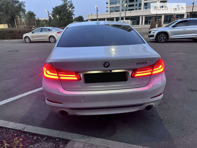 Седан BMW 5 Series 2018 в Днепре