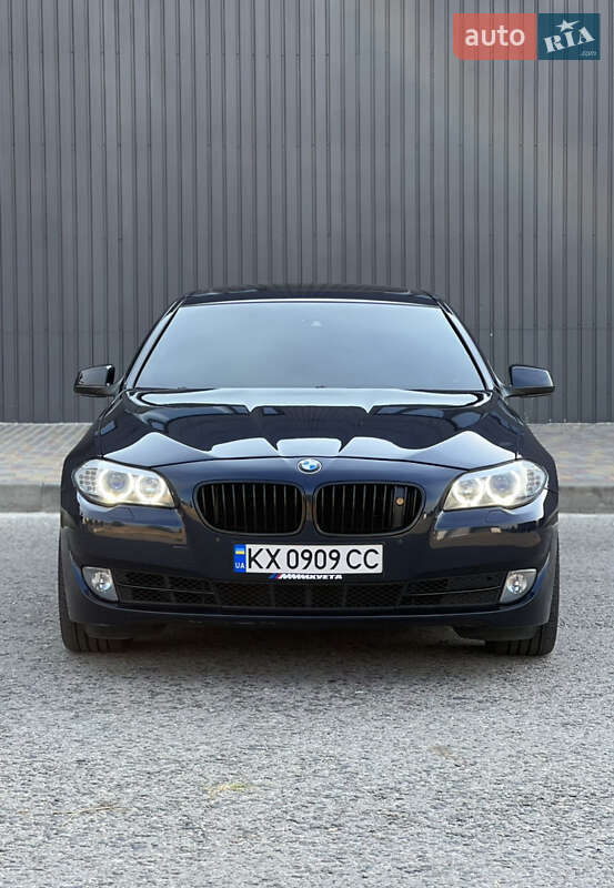 Седан BMW 5 Series 2011 в Харькове