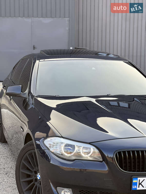 Седан BMW 5 Series 2011 в Харькове