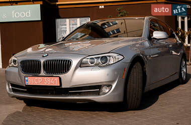 Седан BMW 5 Series 2012 в Дубні