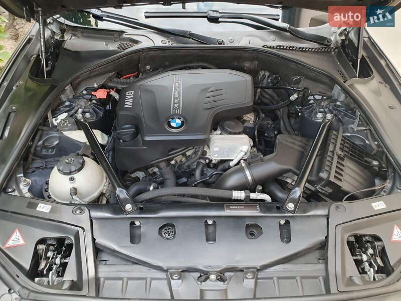 Седан BMW 5 Series 2012 в Запоріжжі