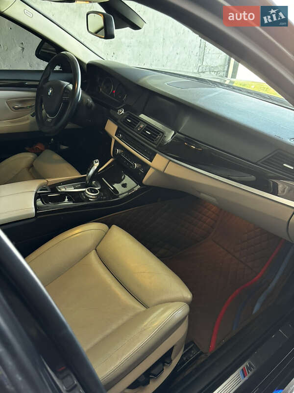 Седан BMW 5 Series 2011 в Хмельницькому