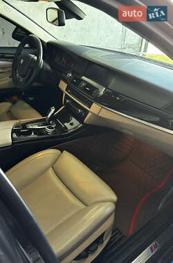 Седан BMW 5 Series 2011 в 