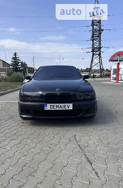 Седан BMW 5 Series 2001 в Виннице