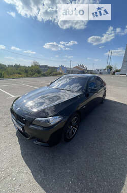 Седан BMW 5 Series 2011 в Чернівцях