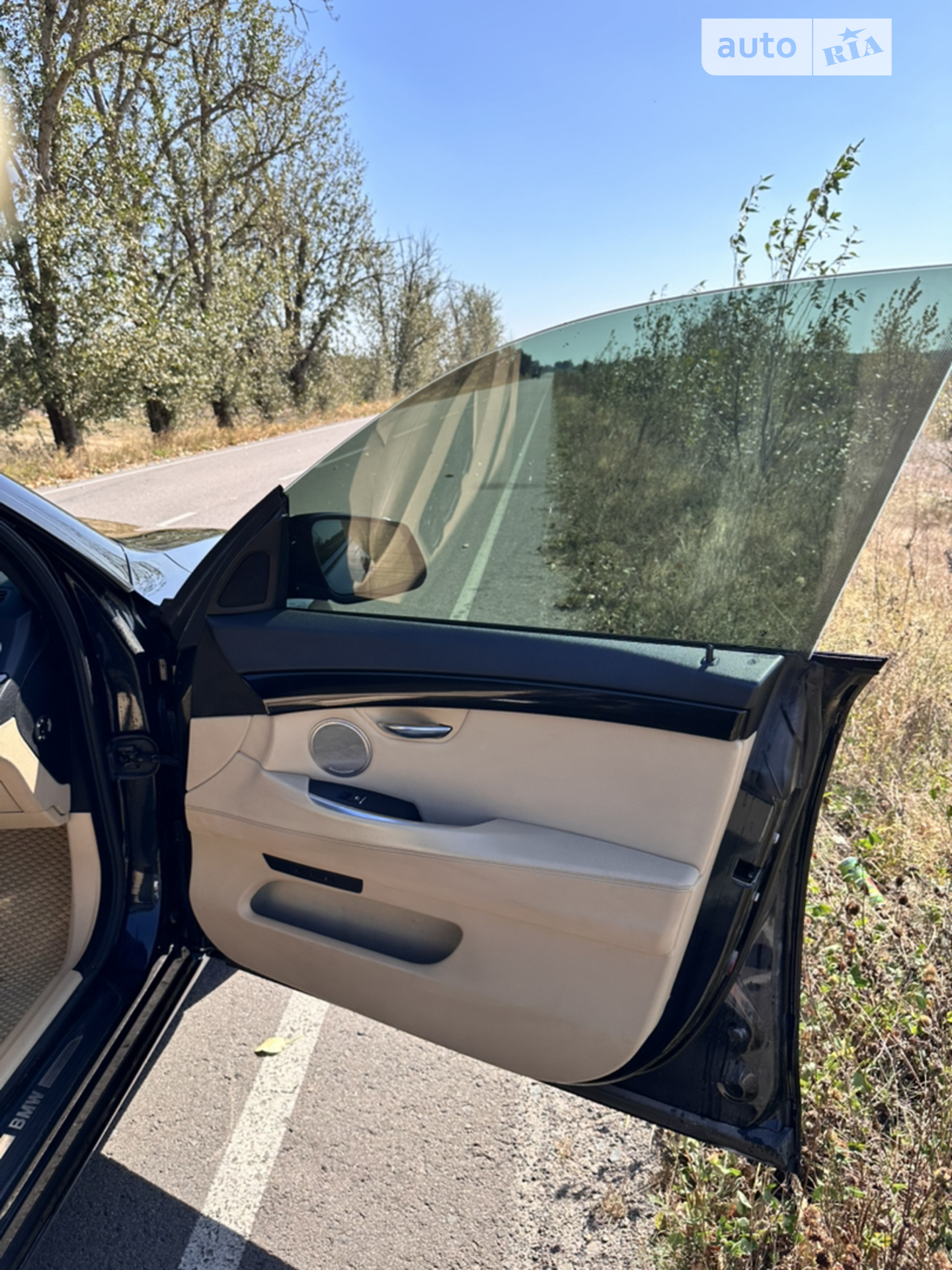2010 BMW 5er - мініатюра 22