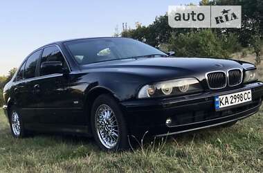 Седан BMW 5 Series 2002 в Тростянце