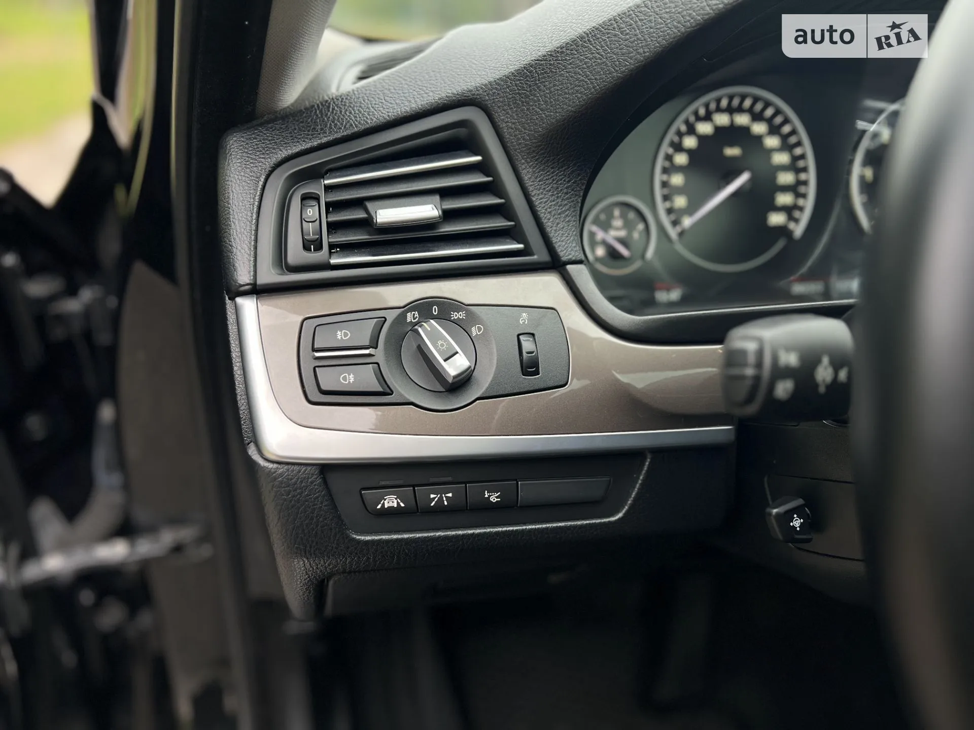 2013 BMW 5er - мініатюра 17