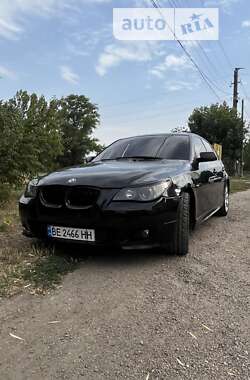 Седан BMW 5 Series 2003 в Южноукраинске