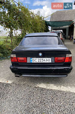 Седан BMW 5 Series 1990 в Иршаве