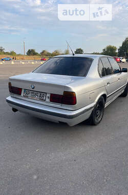 Седан BMW 5 Series 1992 в Запоріжжі