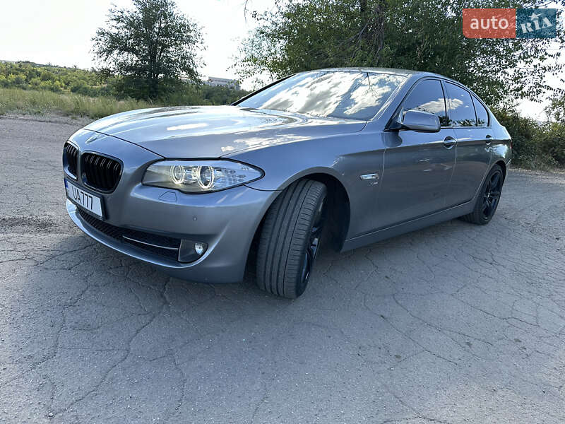 Седан BMW 5 Series 2011 в Кривому Розі
