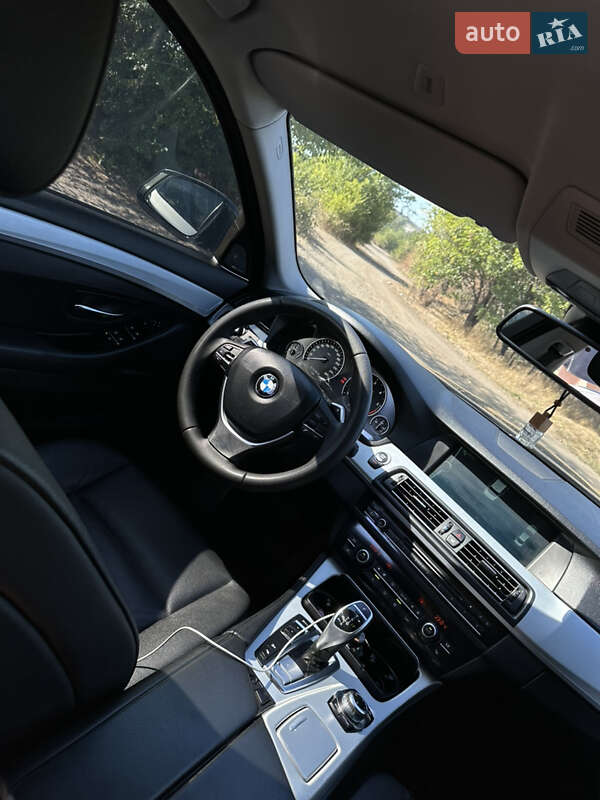 Седан BMW 5 Series 2011 в Кривому Розі