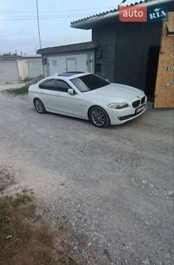 Седан BMW 5 Series 2012 в Каменец-Подольском