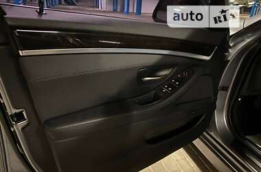 Седан BMW 5 Series 2012 в 