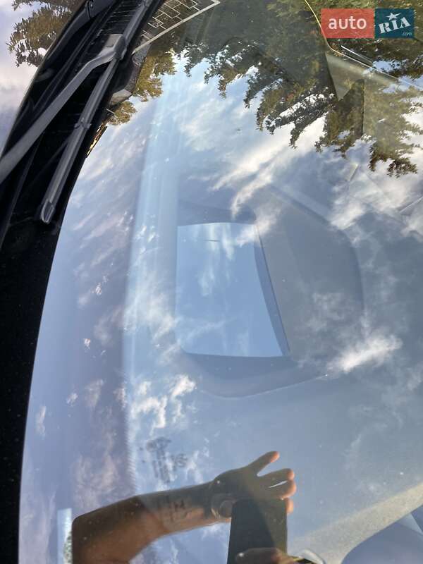 Седан BMW 5 Series 2019 в Киеве