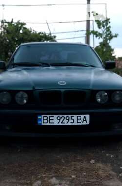 Седан BMW 5 Series 1990 в Николаеве