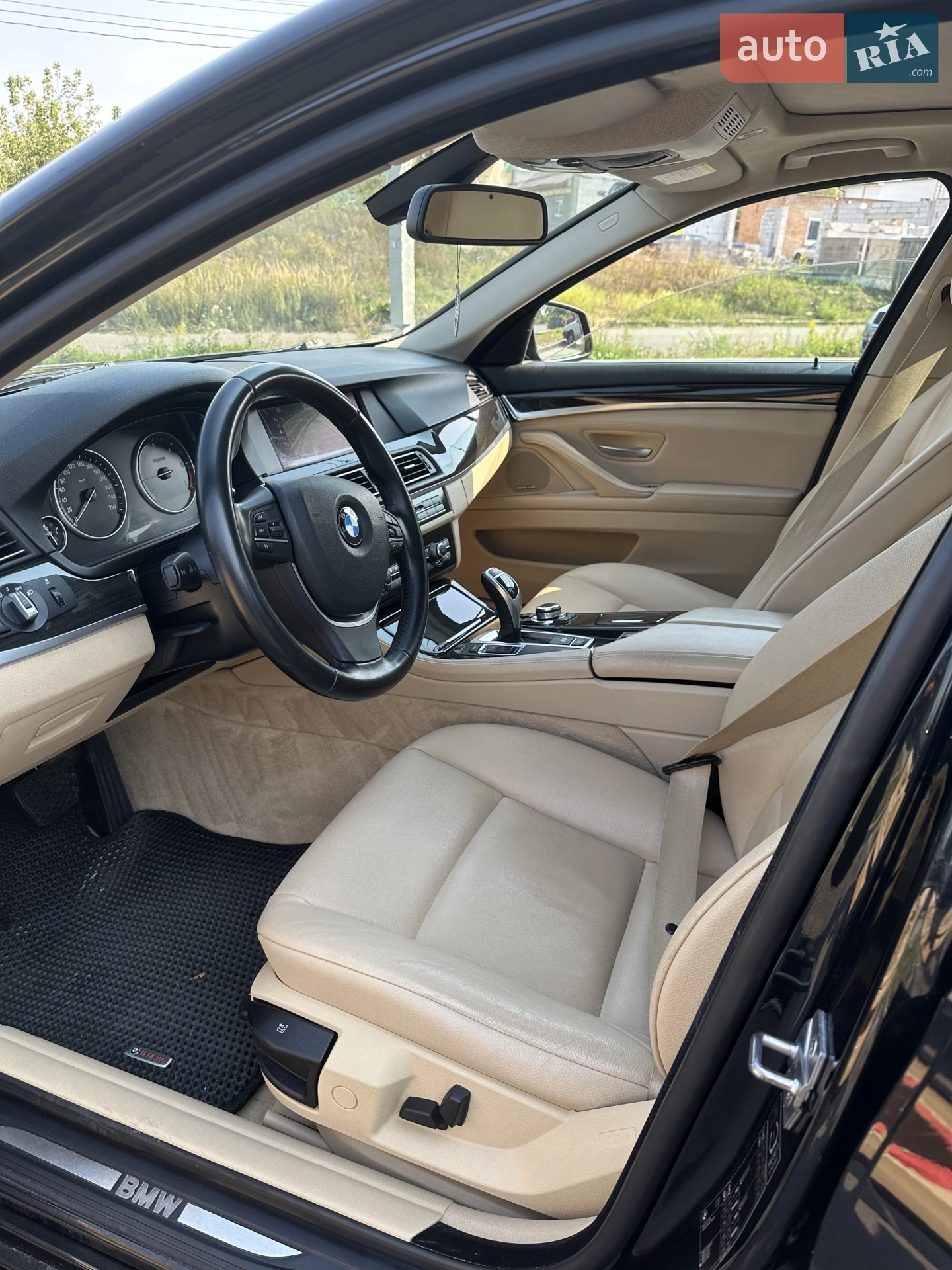 2011 BMW 5er - мініатюра 8