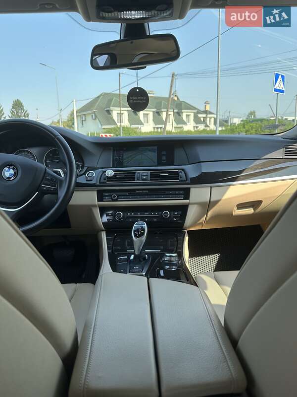 Седан BMW 5 Series 2011 в Луцьку