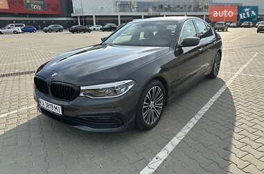 Седан BMW 5 Series 2017 в Киеве