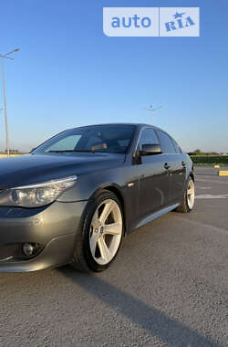 Седан BMW 5 Series 2007 в Львові