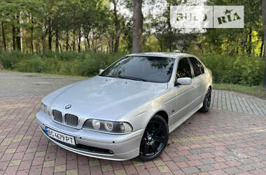 Седан BMW 5 Series 2000 в Жовкві